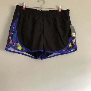 NWT Tek Gear athletic shorts with liner, size large, black shorts with blue trim
